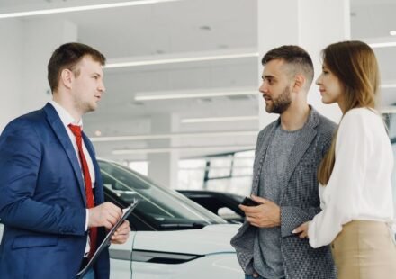 What to Bring When Buying a Car